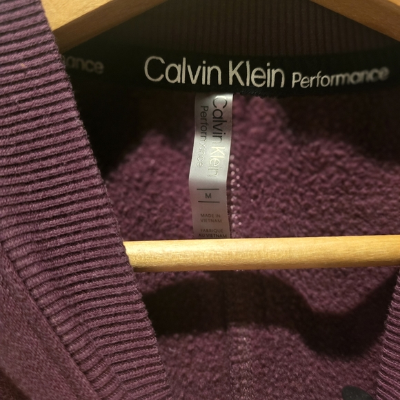 Calvin Crop Sweater - Picture 2 of 2